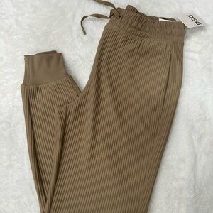 DSG Everyday High-Rise Sweatpants Tan